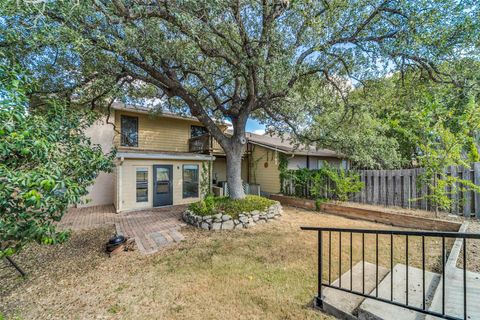 408 Summit CIR Fredericksburg TX 78624