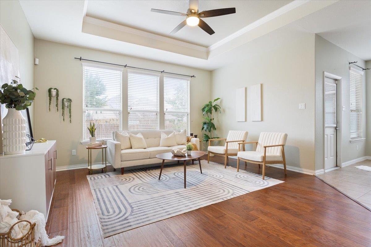 3408 Glastonbury TRL