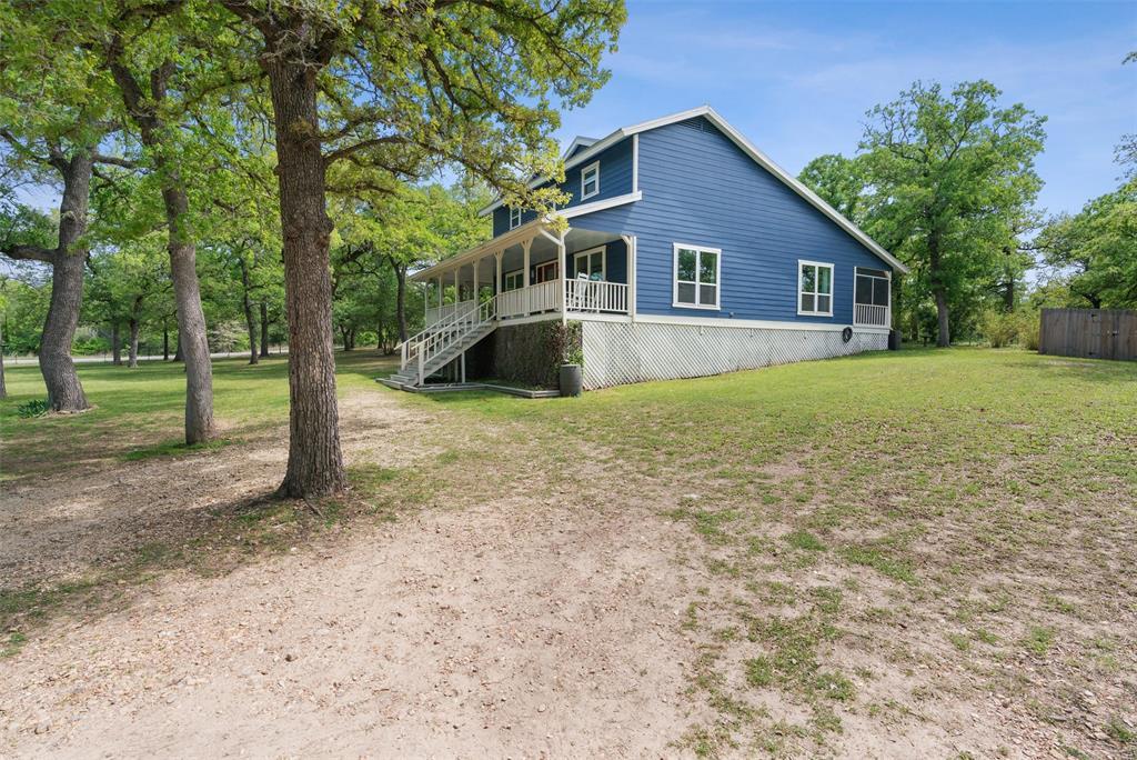 218 Leisure LN