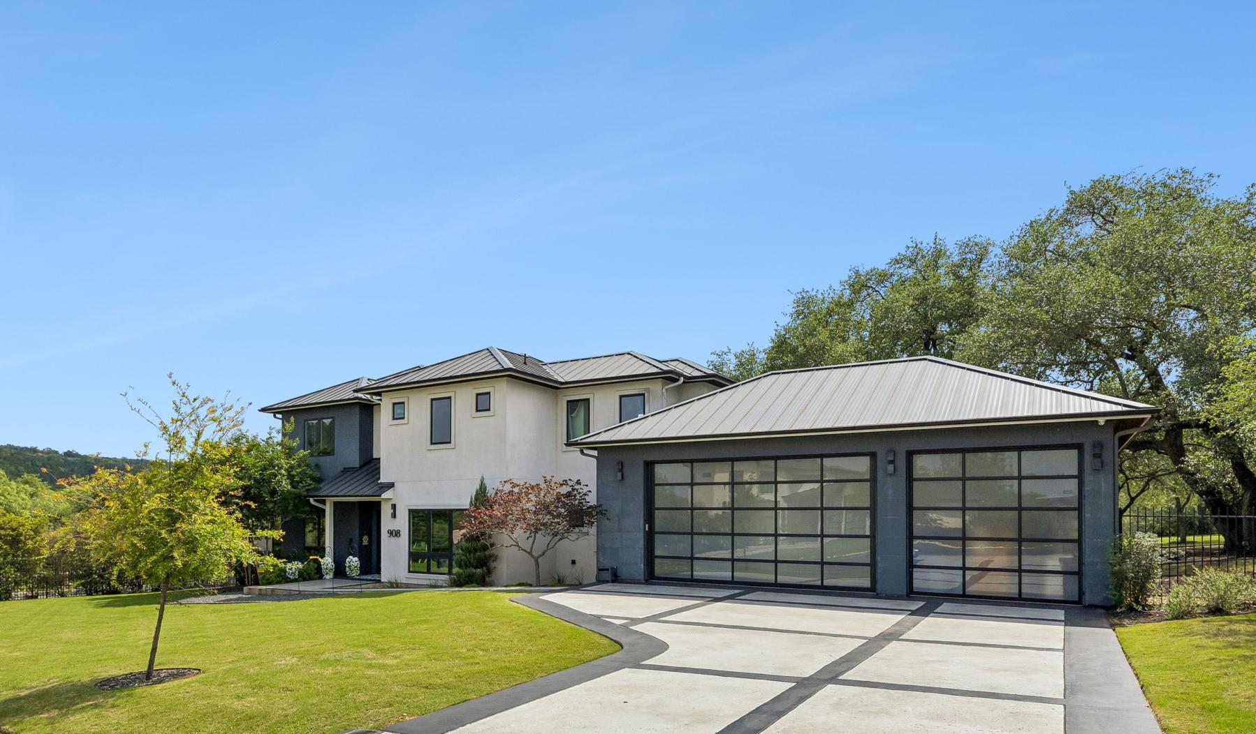 908 Cypress Grove DR