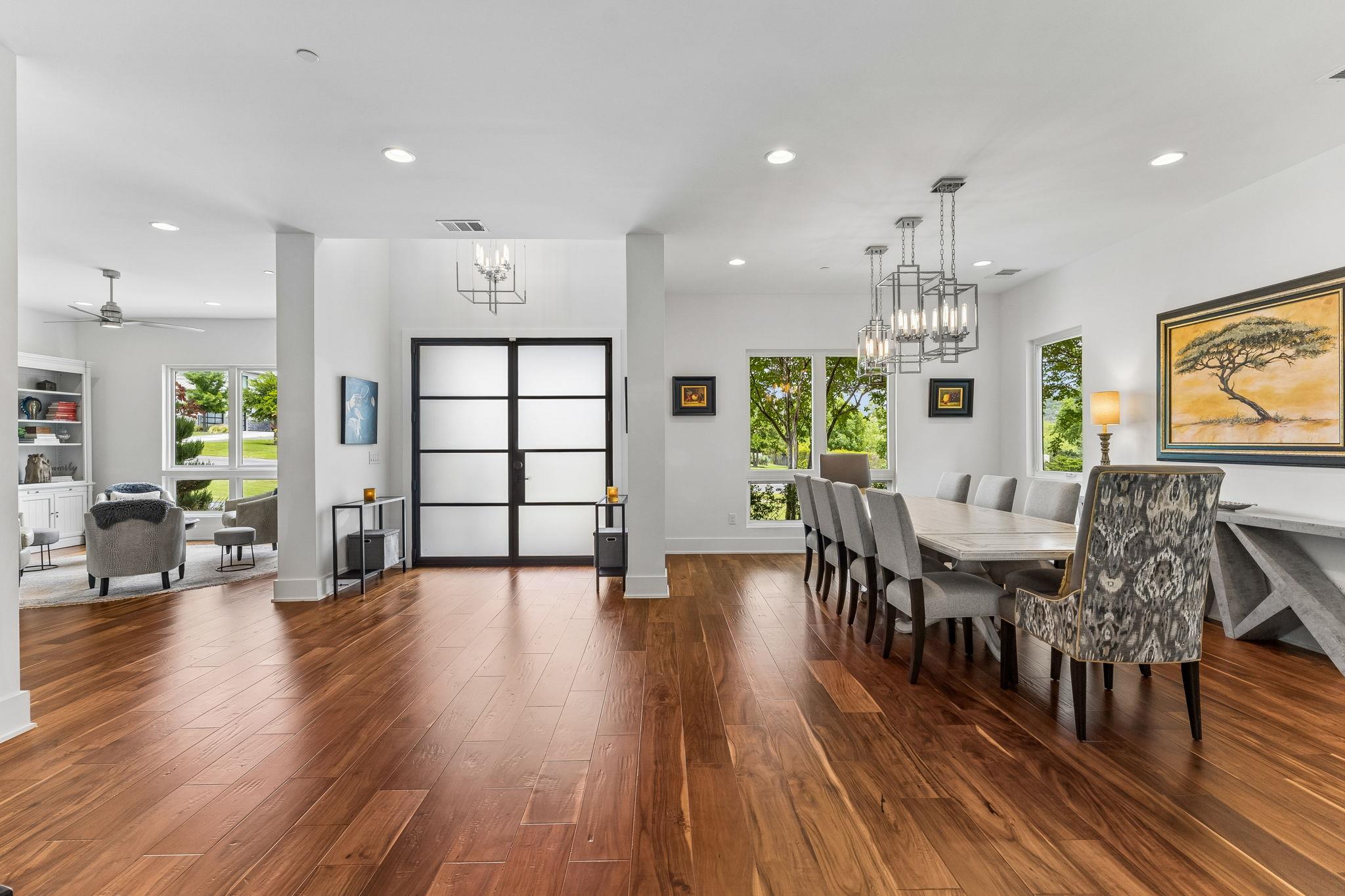 908 Cypress Grove DR