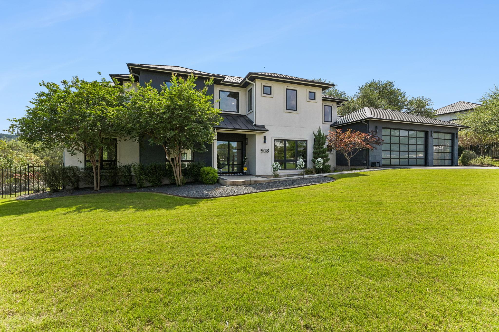 908 Cypress Grove DR