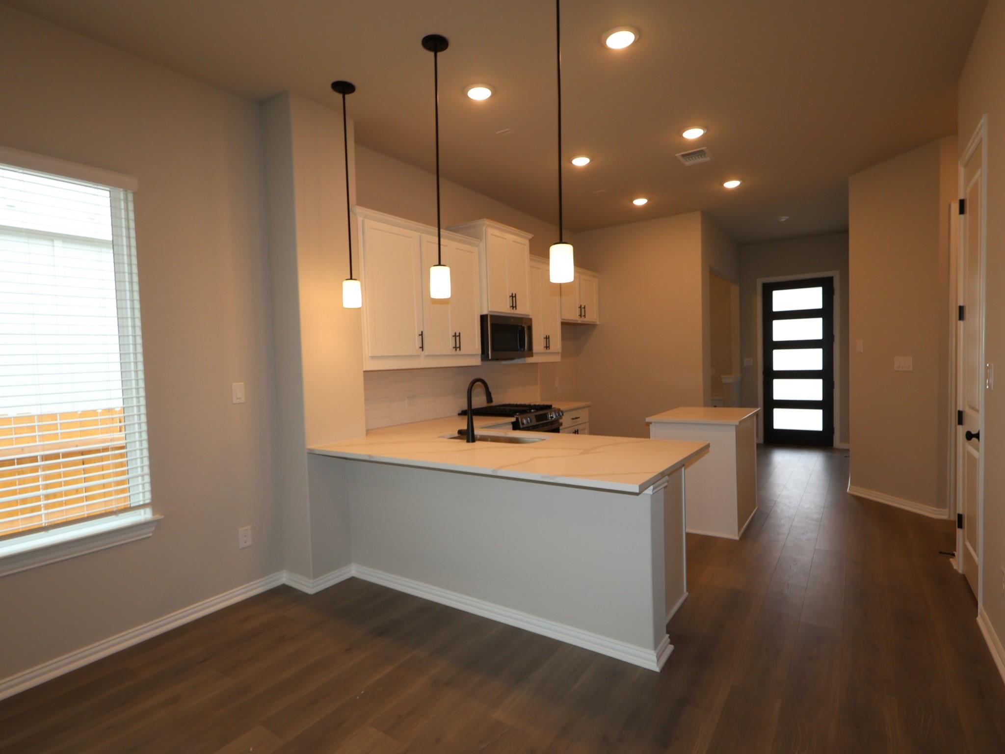 194 Grayson Elm PASS