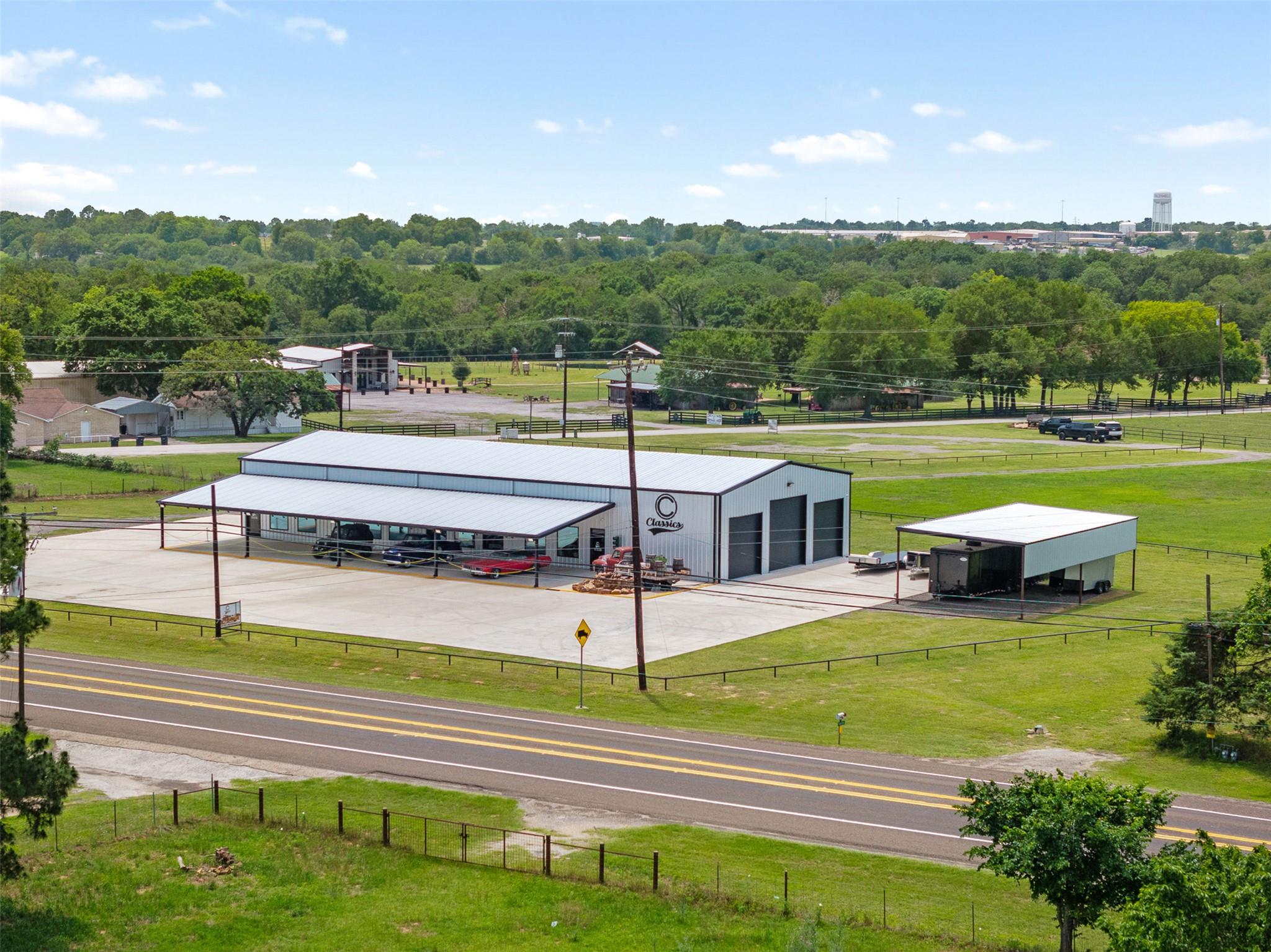 Photo 1 of 31 — 1229 State Highway 36 N Highway, Caldwell, TX 77836