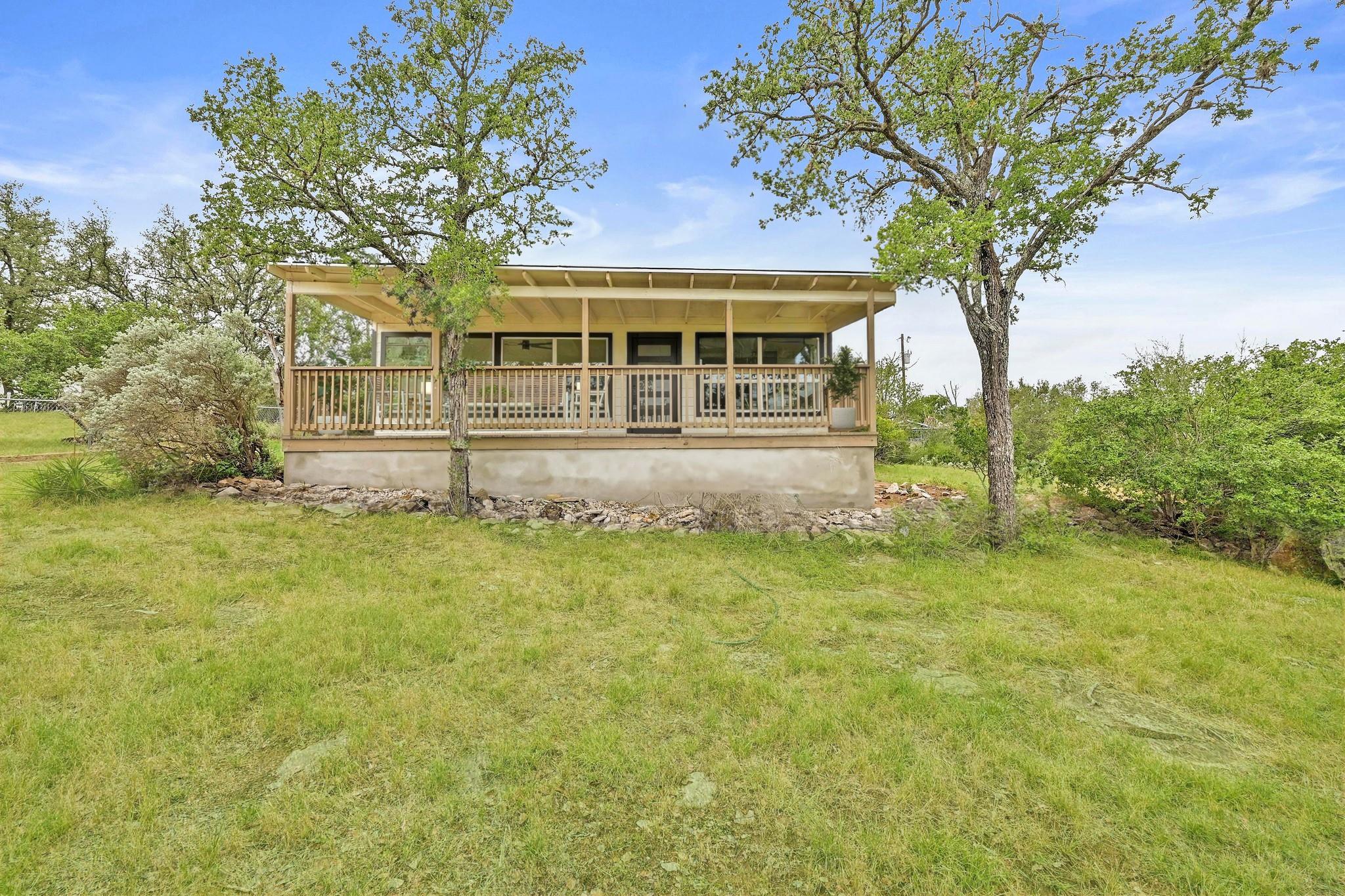 409 Lake View DR