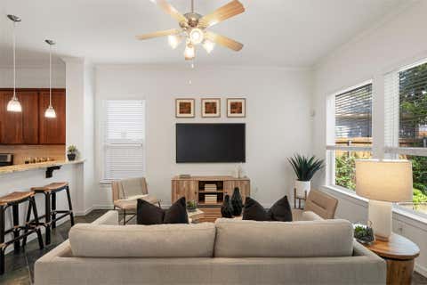 Tiny photo for 2008 McCloskey ST, Austin, TX 78723 (MLS # 5486873)