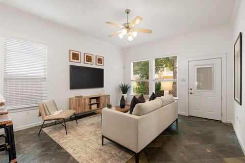 Tiny photo for 2008 McCloskey ST, Austin, TX 78723 (MLS # 5486873)