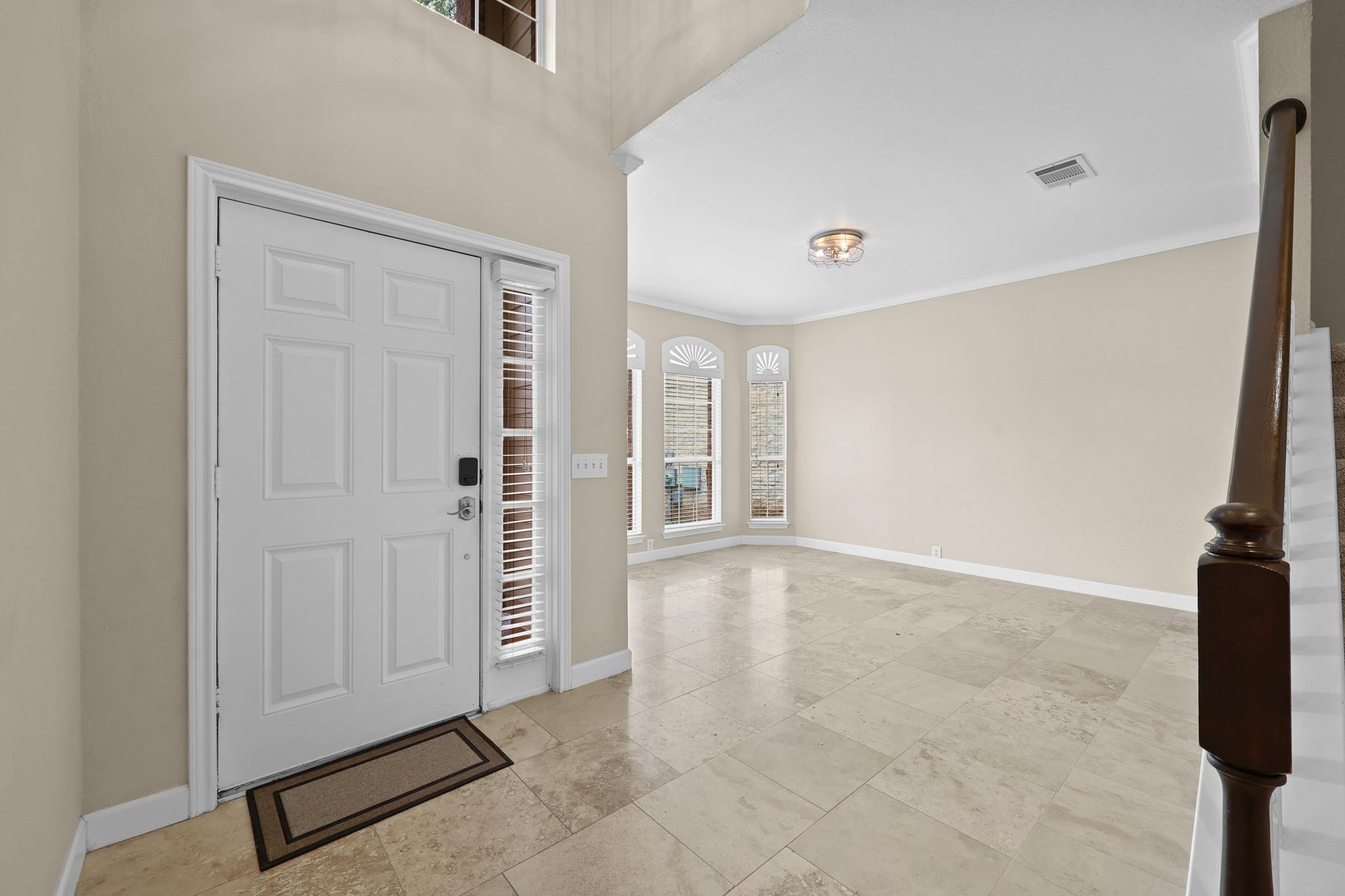 2204 Canterbury CV