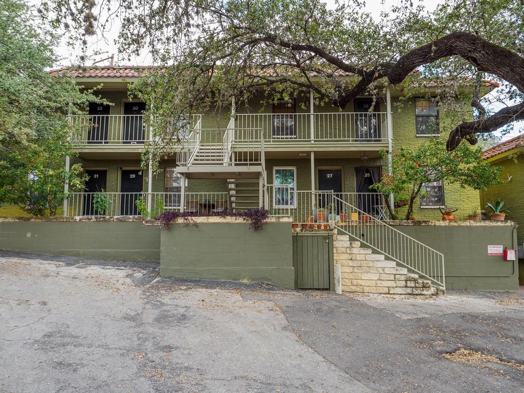 Photo of 2302 E Side DR #28, Austin, TX 78704 (MLS # 4051945)