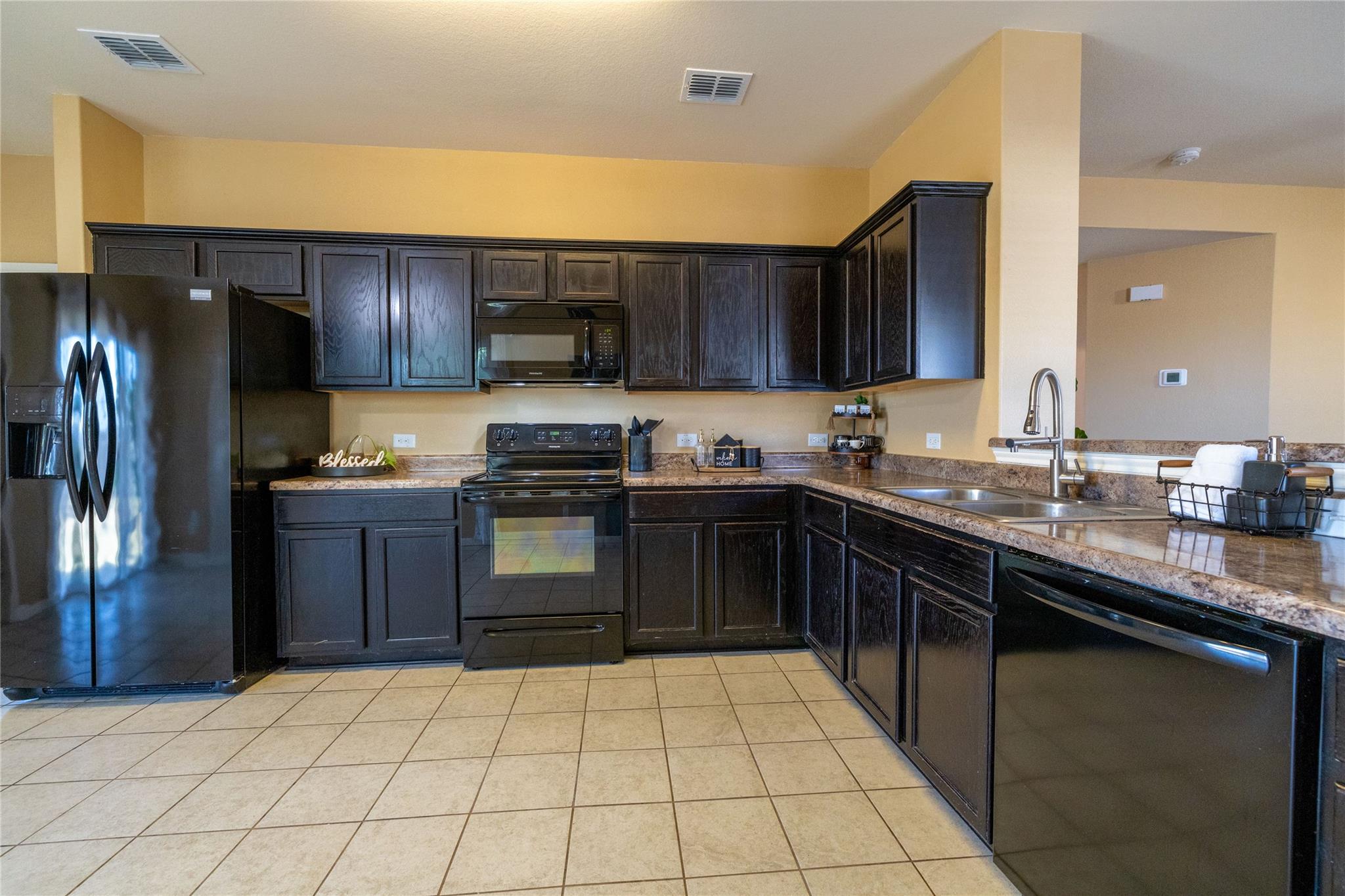 1514 Wedgewood CV