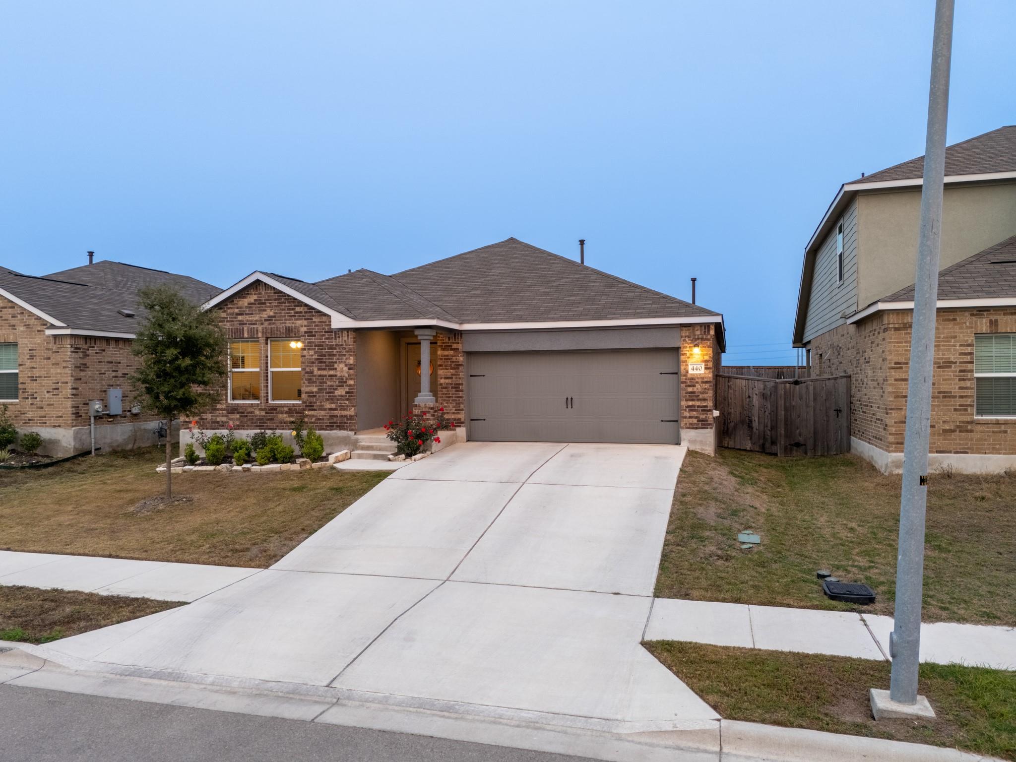 440 Sebring CIR