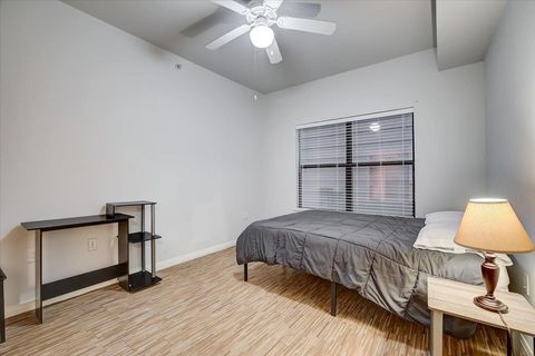 Photo of 2515 Pearl St #508, Austin, TX 78705 (MLS # 2888089)