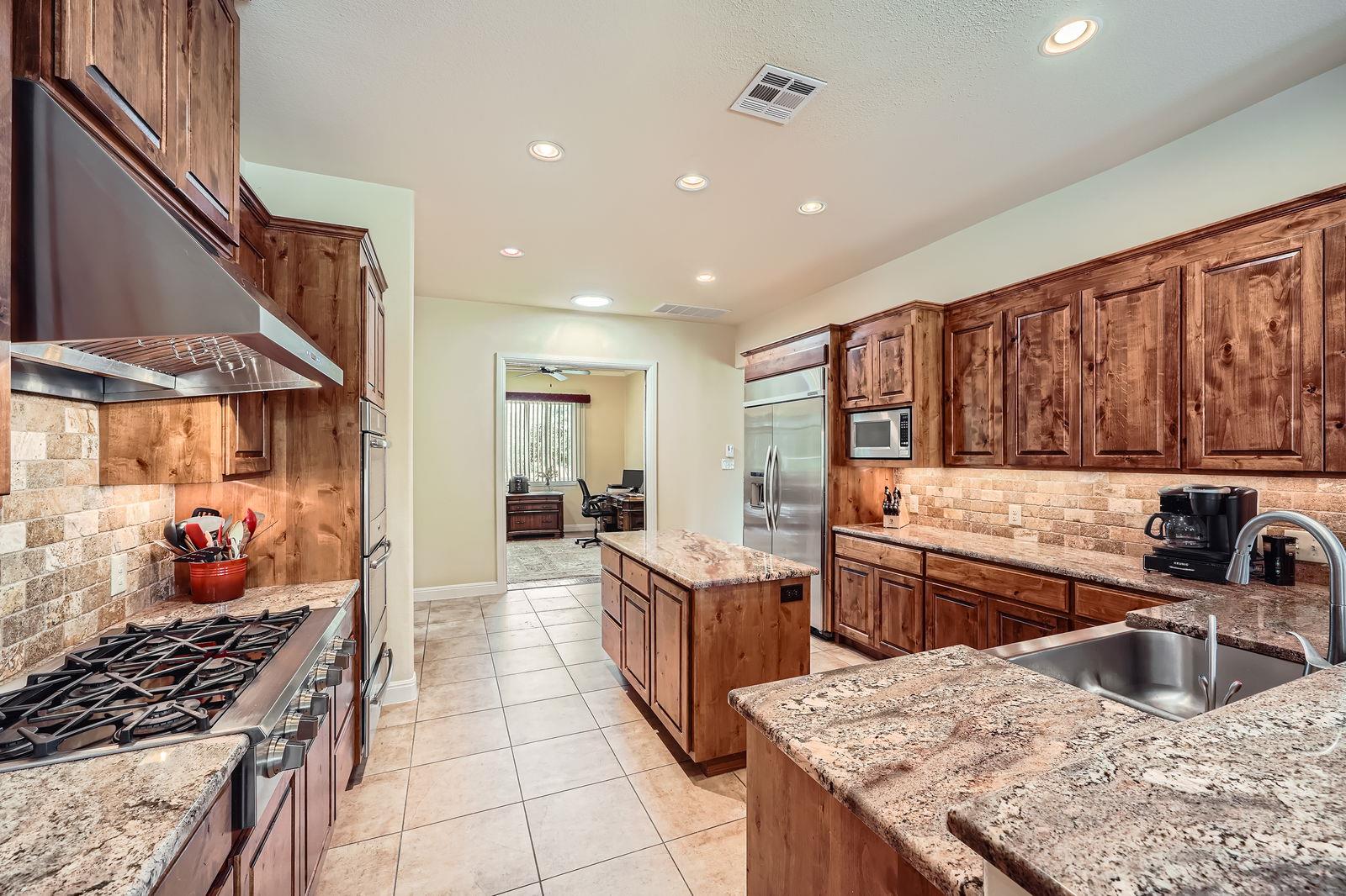 1104 Jennings Branch RD