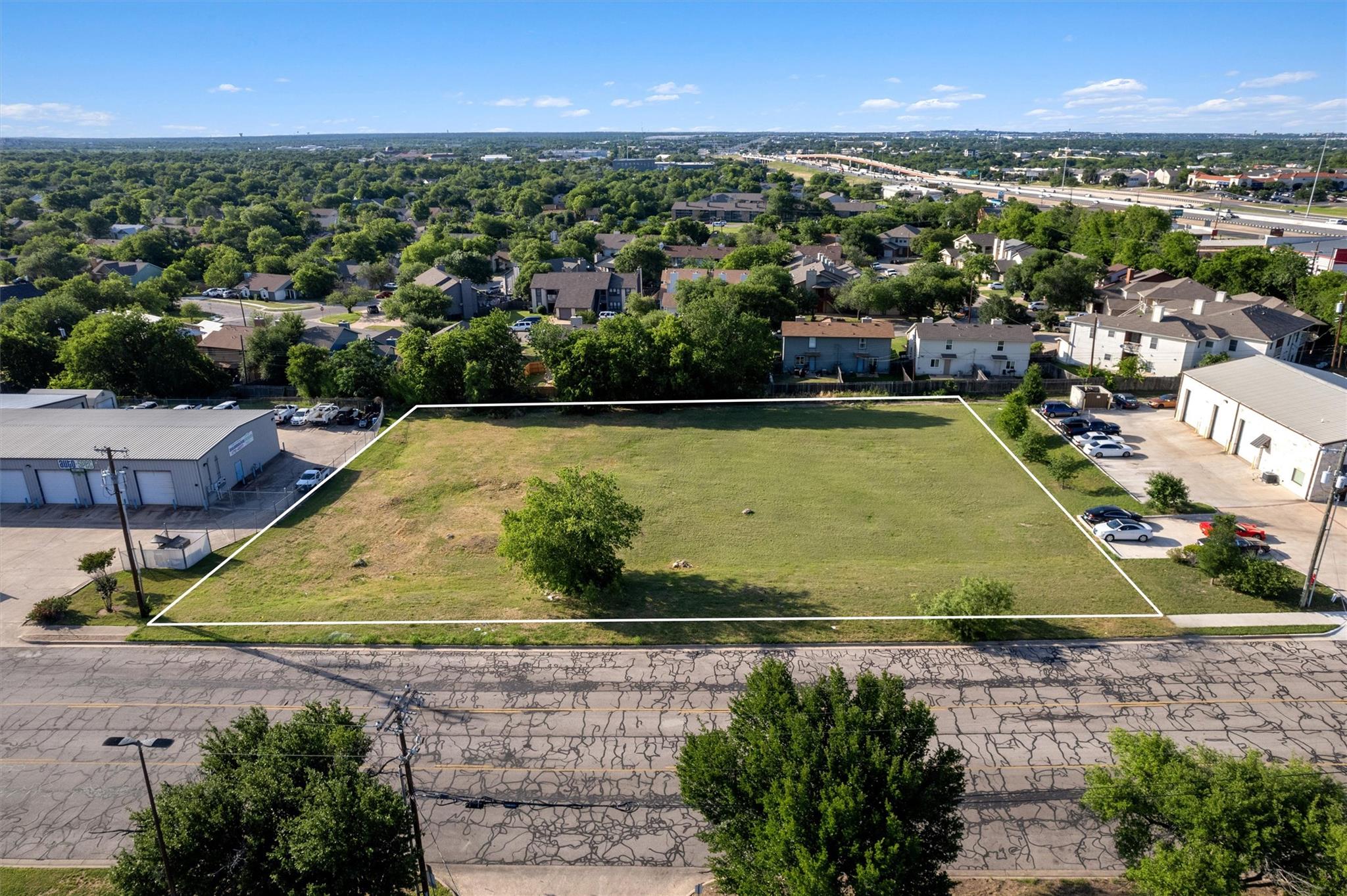330 Old West DR