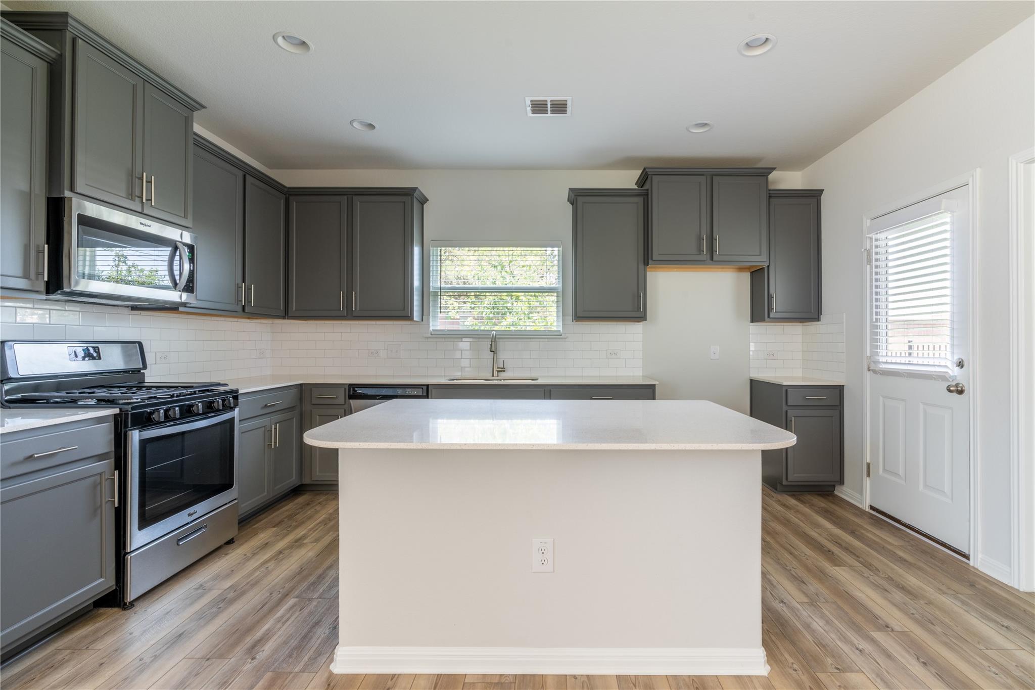 9601 Dawn Pearl DR 21