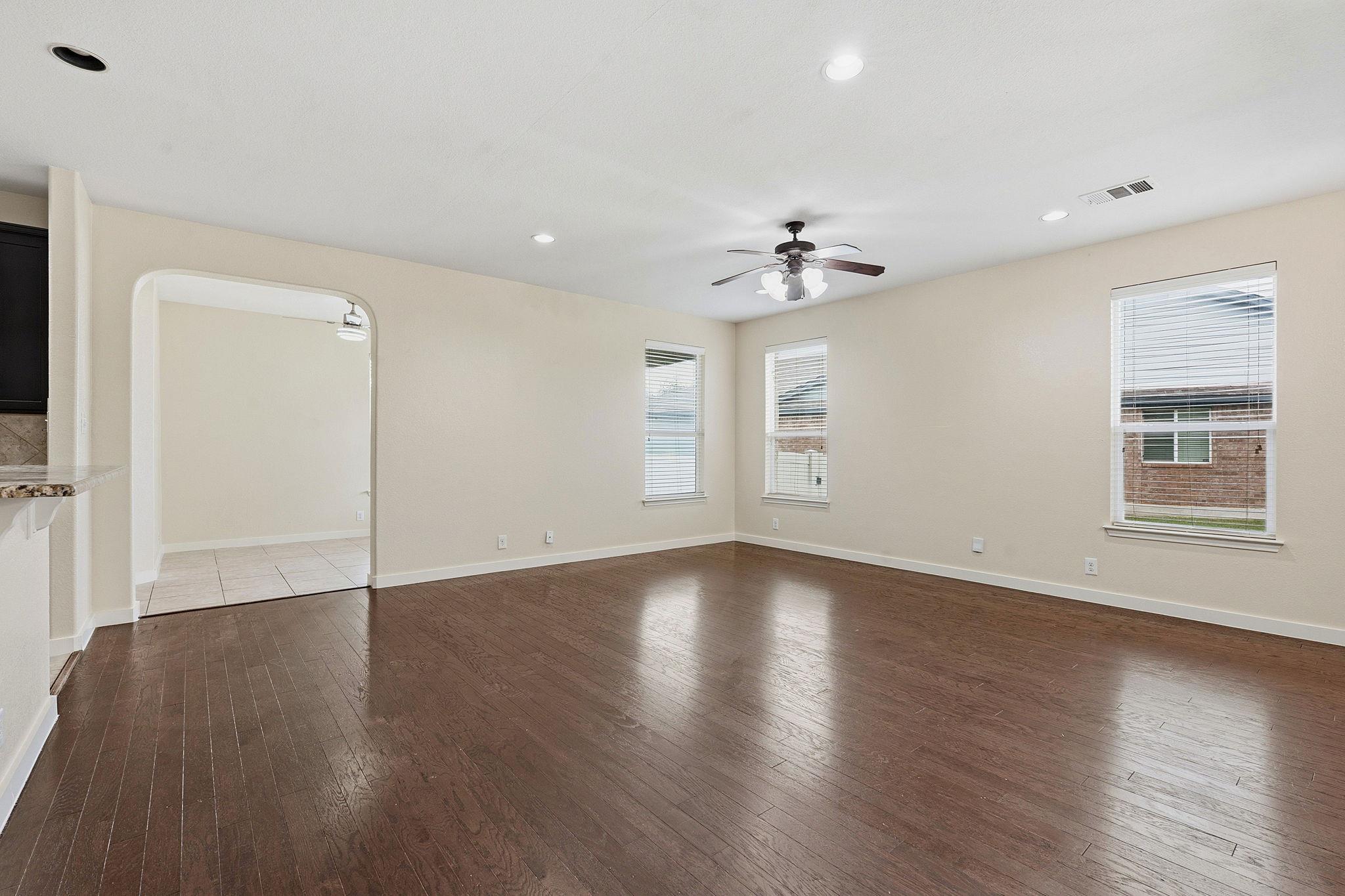 1715 Colorado Bend DR