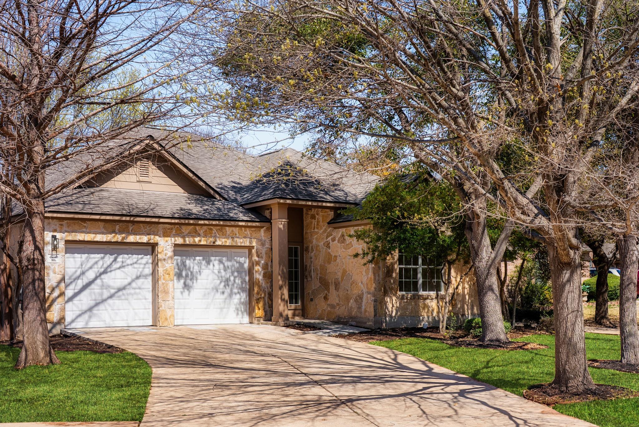 4216 Flat Stone CT