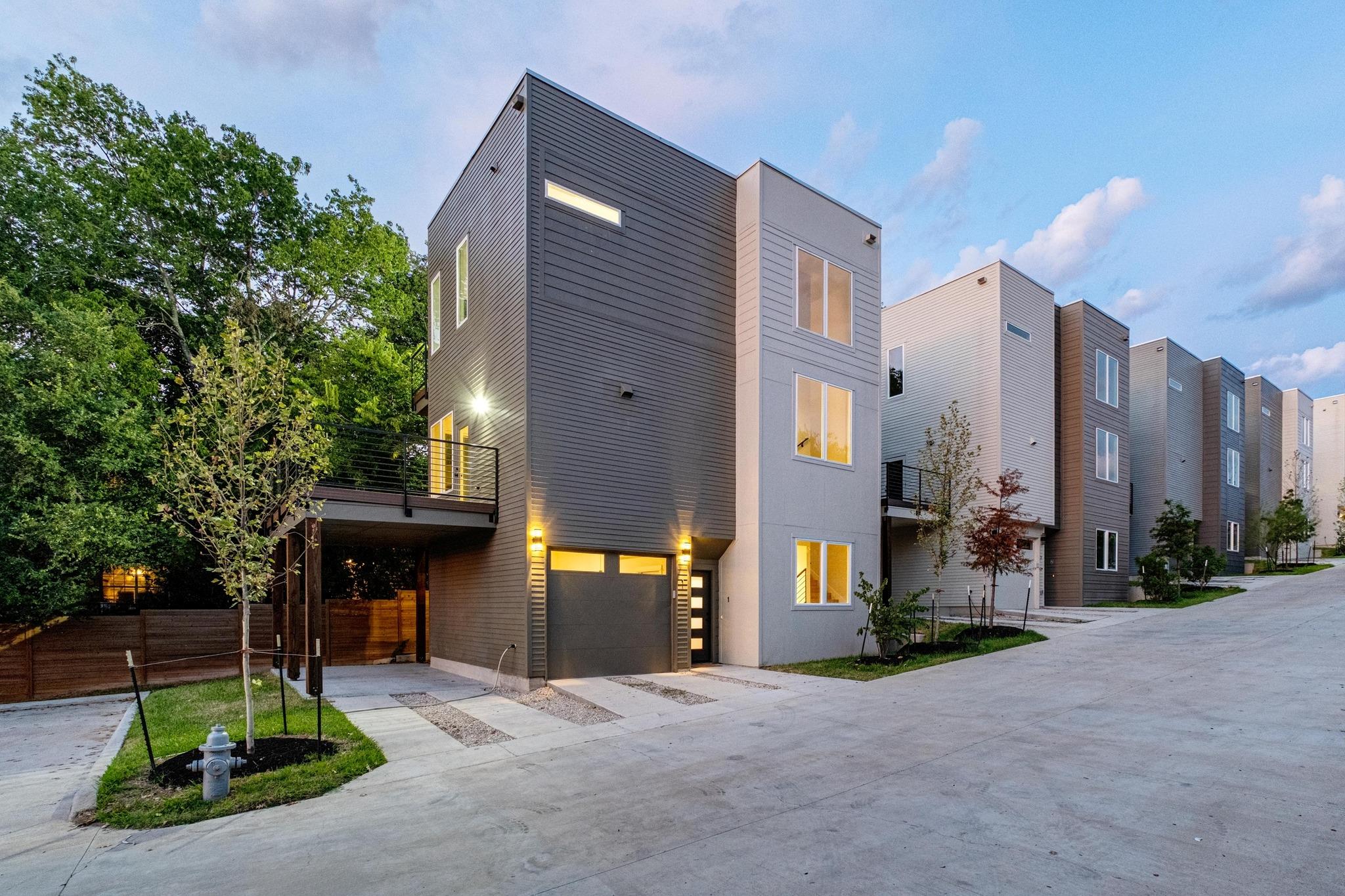 2309 Montopolis DR 1