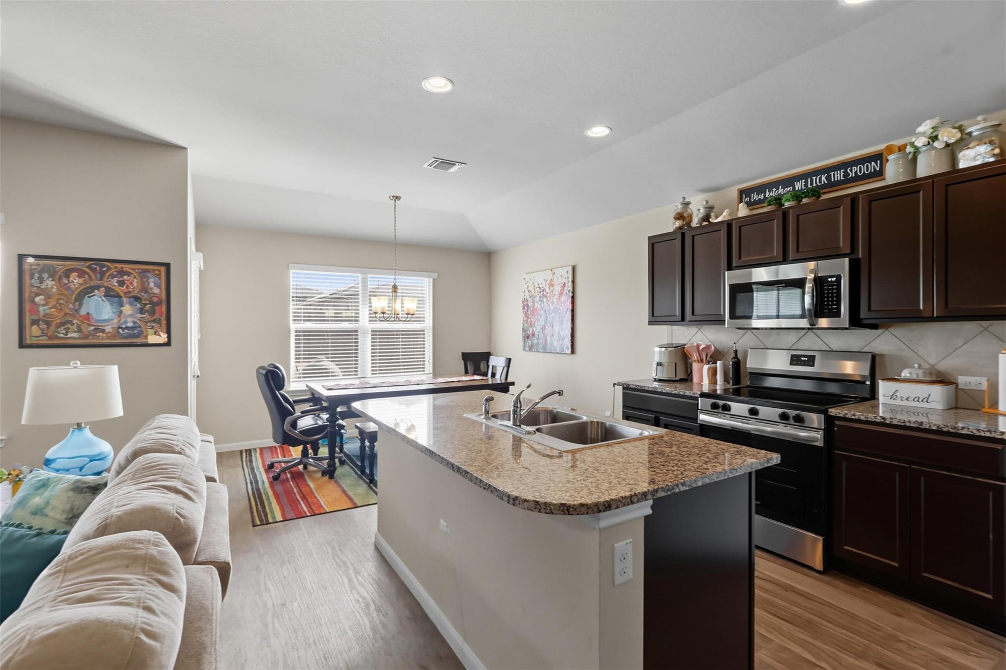 147 Sulphur River LOOP