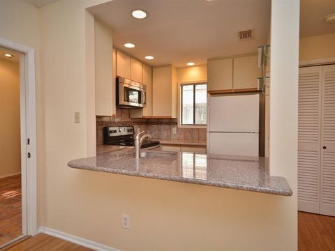 Tiny photo for 1302 Woodlawn BLVD #208, Austin, TX 78703 (MLS # 2005002)