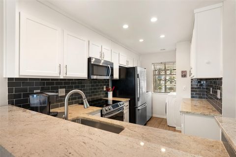 7122 Wood Hollow DR 47 Austin TX 78731