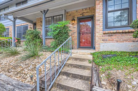 Tiny photo for 1411 Gracy Farms LN #113, Austin, TX 78758 (MLS # 9572465)