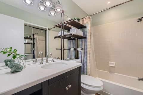 Tiny photo for 1411 Gracy Farms LN #113, Austin, TX 78758 (MLS # 9572465)