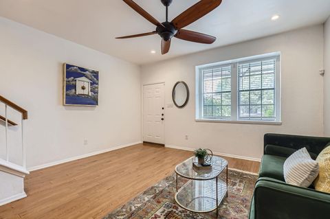 Tiny photo for 1411 Gracy Farms LN #113, Austin, TX 78758 (MLS # 9572465)