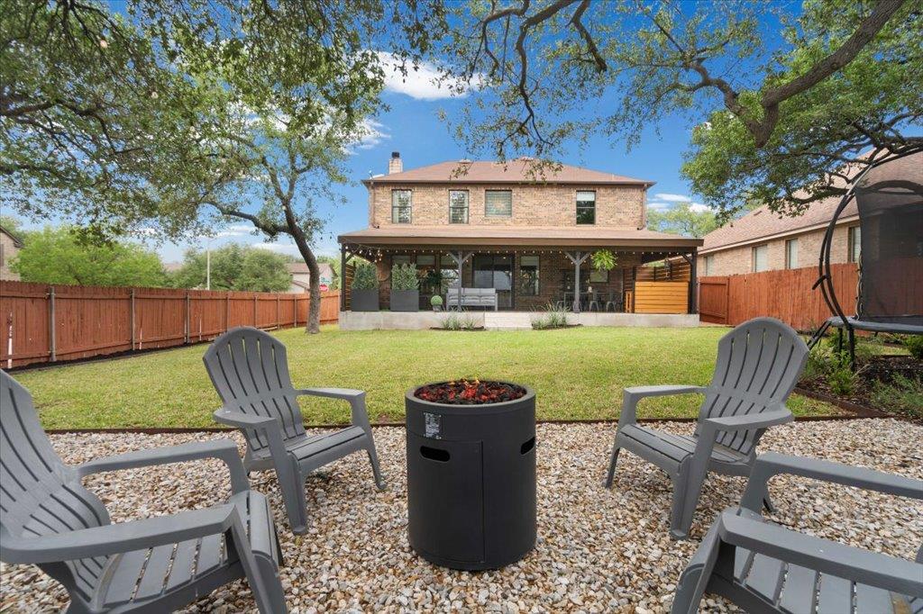 2106 Golden Arrow Ave