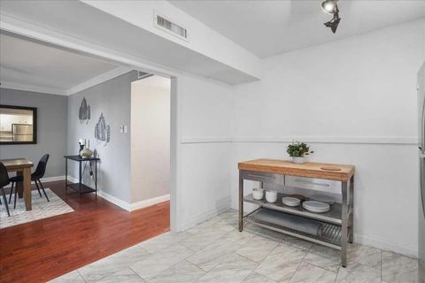 Tiny photo for 156 World Of Tennis SQ #D-167, Lakeway, TX 78738 (MLS # 8742249)