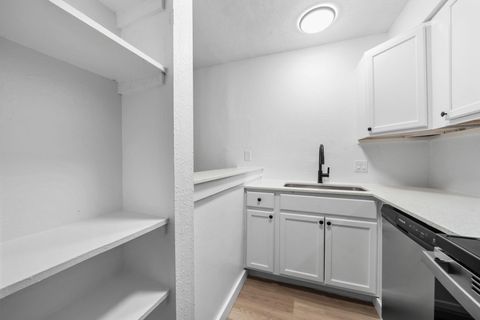 Tiny photo for 2410 Longview ST #D-101, Austin, TX 78705 (MLS # 5550653)
