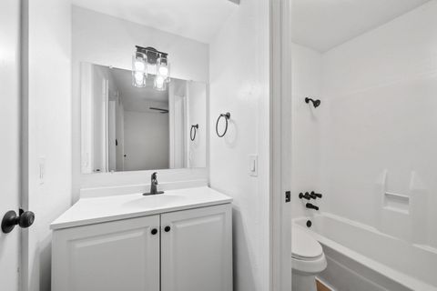 Tiny photo for 2410 Longview ST #D-101, Austin, TX 78705 (MLS # 5550653)