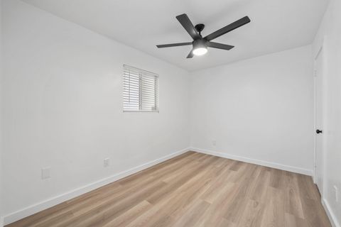 Tiny photo for 2410 Longview ST #D-101, Austin, TX 78705 (MLS # 5550653)