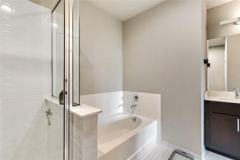 Tiny photo for 2724 Treble LN #332, Austin, TX 78704 (MLS # 4335959)
