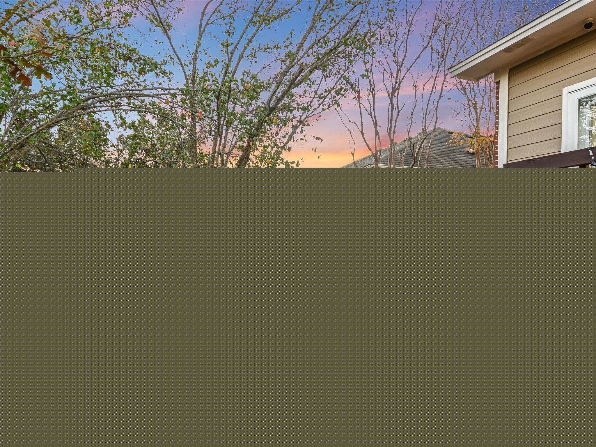 Austin, Texas 78749, United States, 3 Bedrooms Bedrooms, ,2 BathroomsBathrooms,Residential,Pending,24104