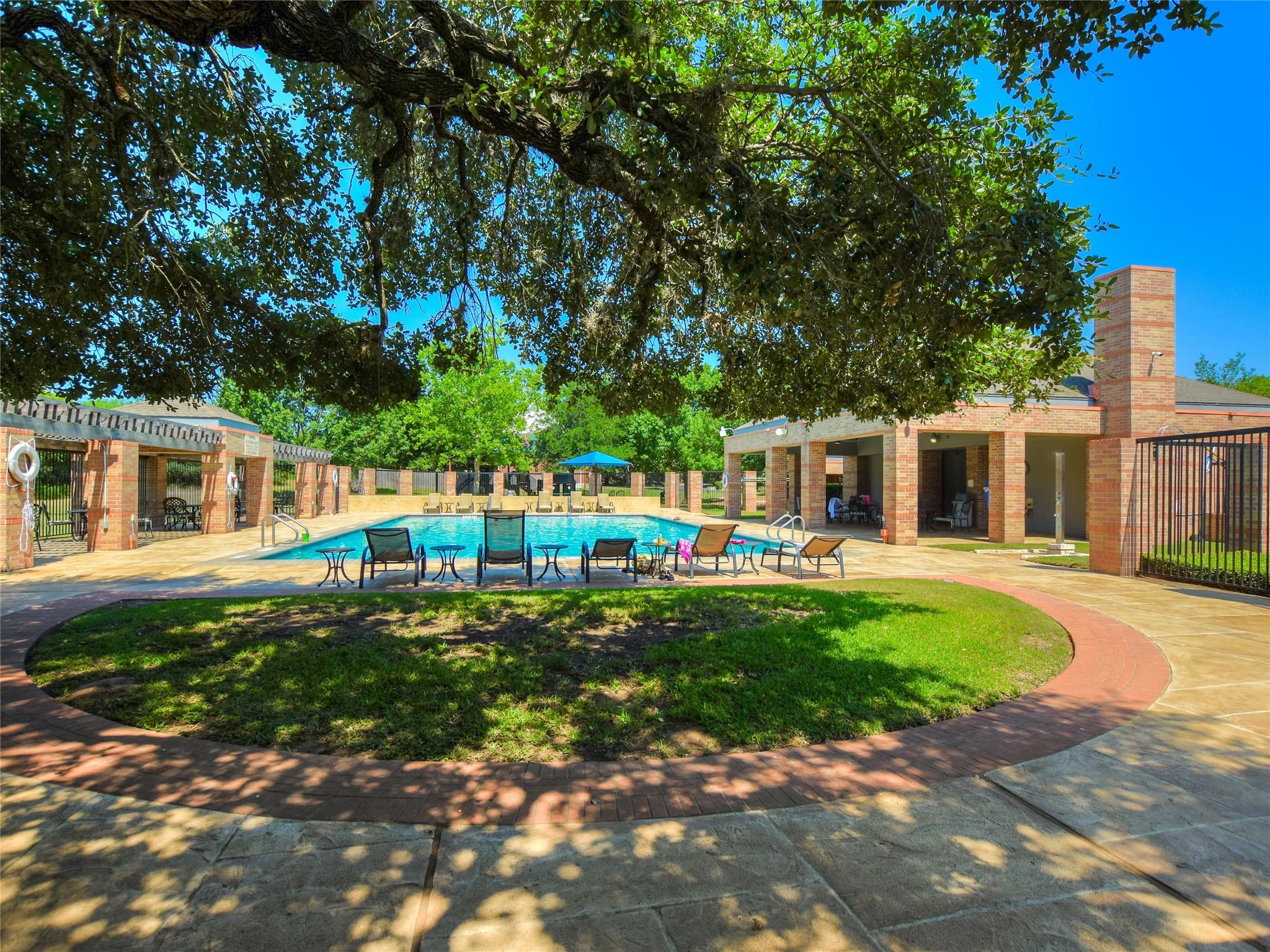 Austin, Texas 78749, United States, 3 Bedrooms Bedrooms, ,2 BathroomsBathrooms,Residential,Pending,24104