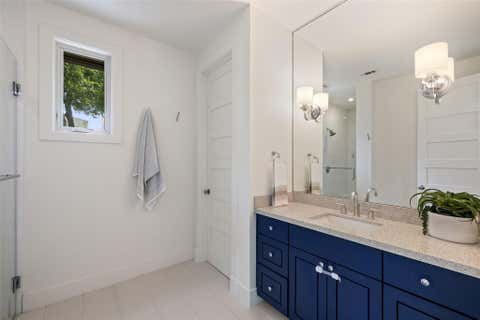 Tiny photo for 1704 East Side DR, Austin, TX 78704 (MLS # 7766451)