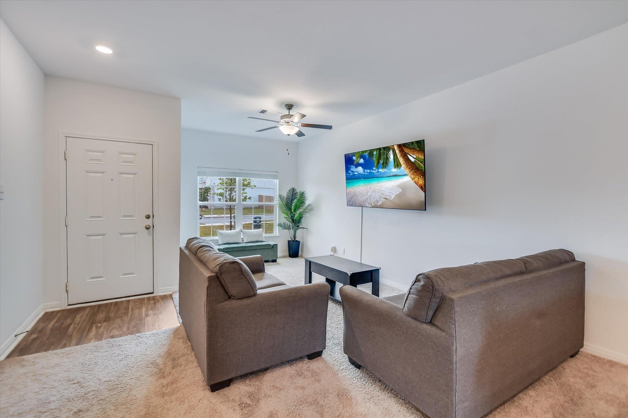 145 Riverdale DR