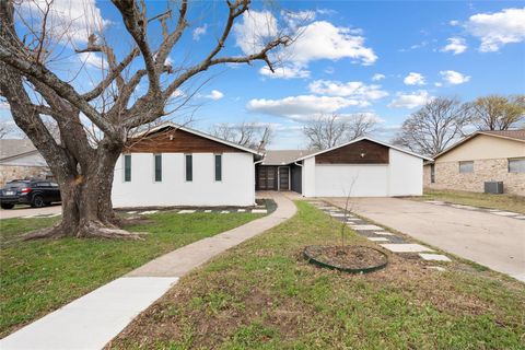 12316 Willow Wild DR Austin TX 78758