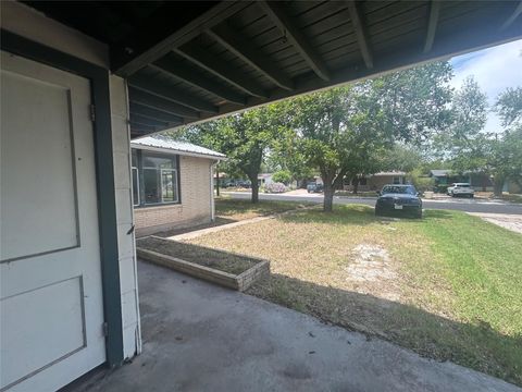 Tiny photo for 1611 Suffolk DR, Austin, TX 78723 (MLS # 9414914)