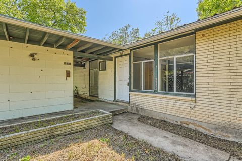 Tiny photo for 1611 Suffolk DR, Austin, TX 78723 (MLS # 9414914)