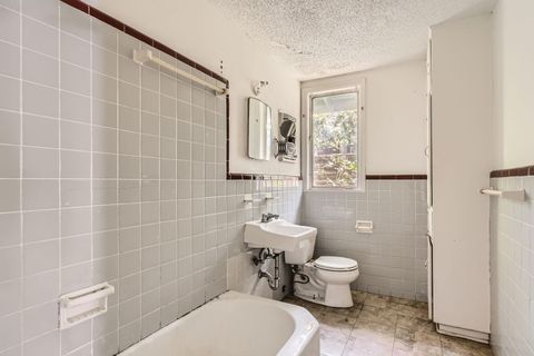 Tiny photo for 1611 Suffolk DR, Austin, TX 78723 (MLS # 9414914)