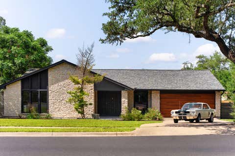 Photo of 7824 Manassas DR, Austin, TX 78745 (MLS # 8904407)