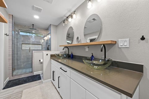 Tiny photo for 2101 Airole WAY #B, Austin, TX 78704 (MLS # 9539851)