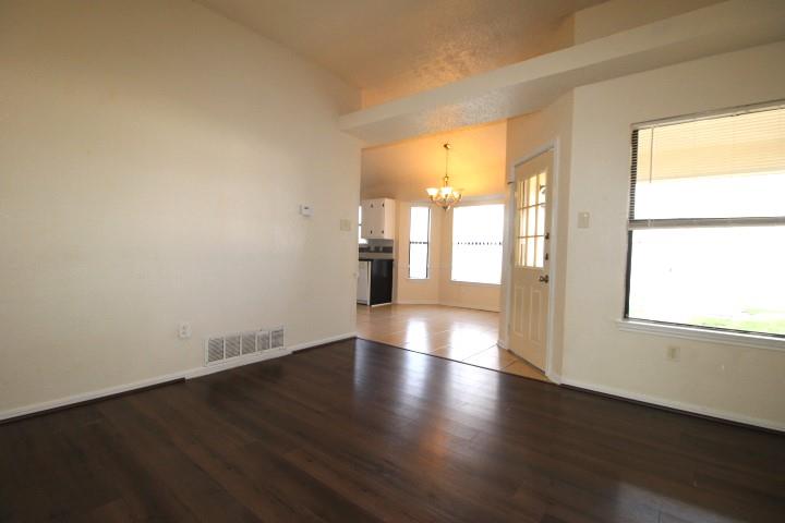 304 Bronc DR