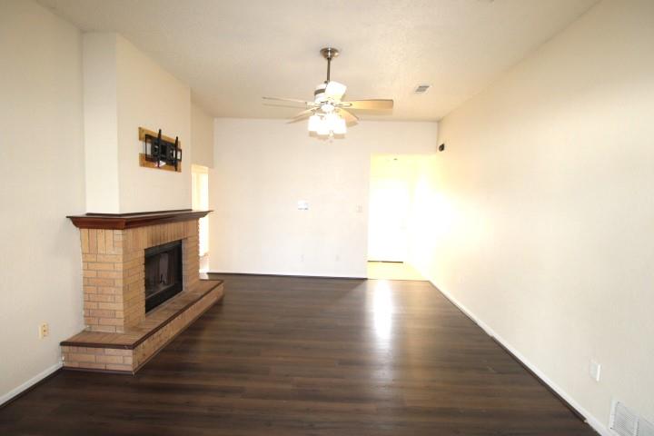 304 Bronc DR