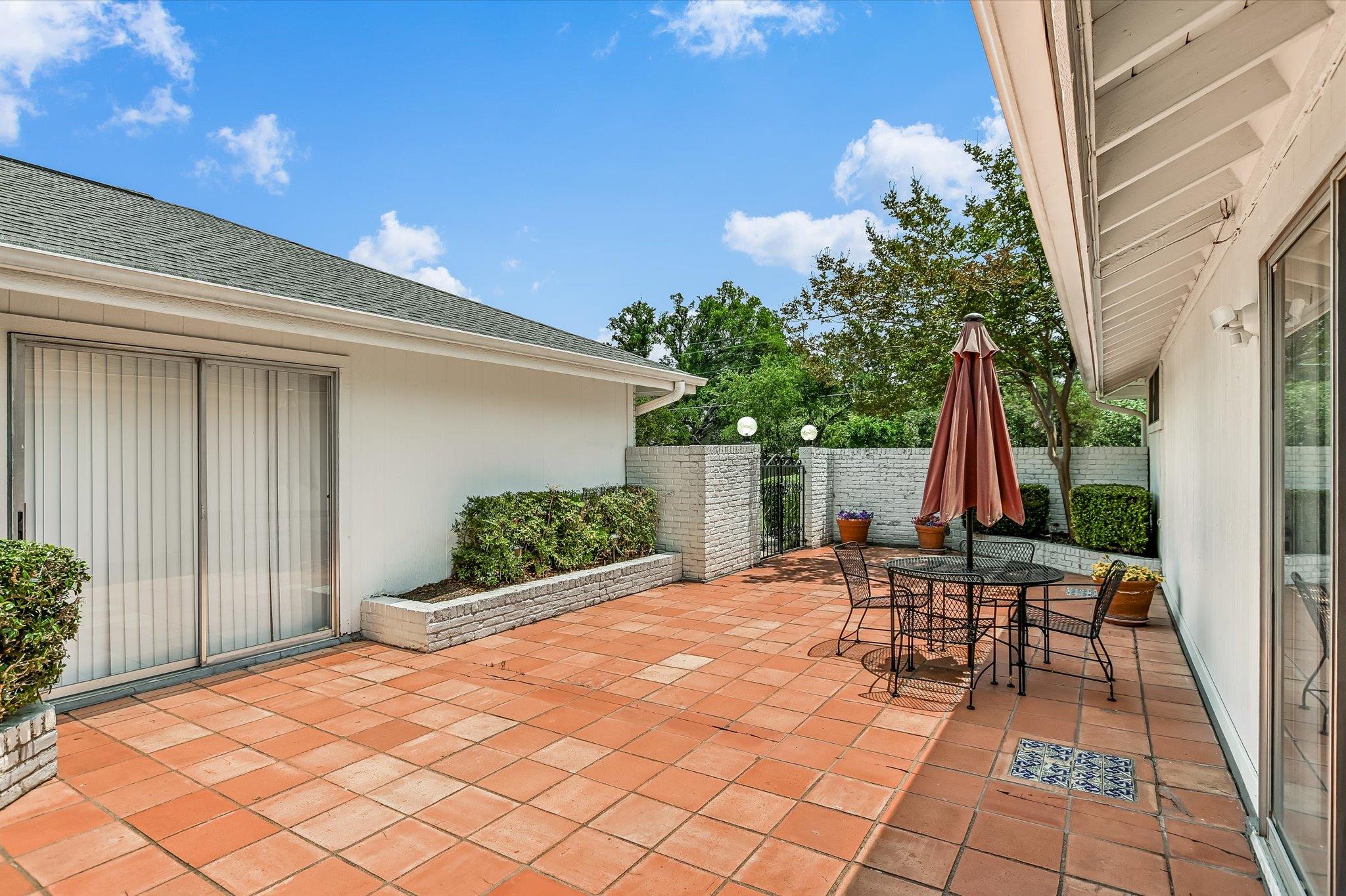8600 Crest Ridge CIR