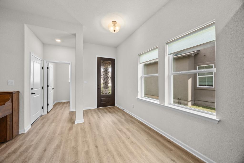 117 Monterey Oak TRL