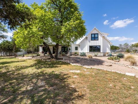 Photo of 933 Beauchamp RD, Dripping Springs, TX 78620 (MLS # 9869614)