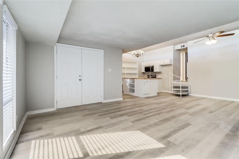 5918 Lago Vista WAY D33 Leander TX 78645